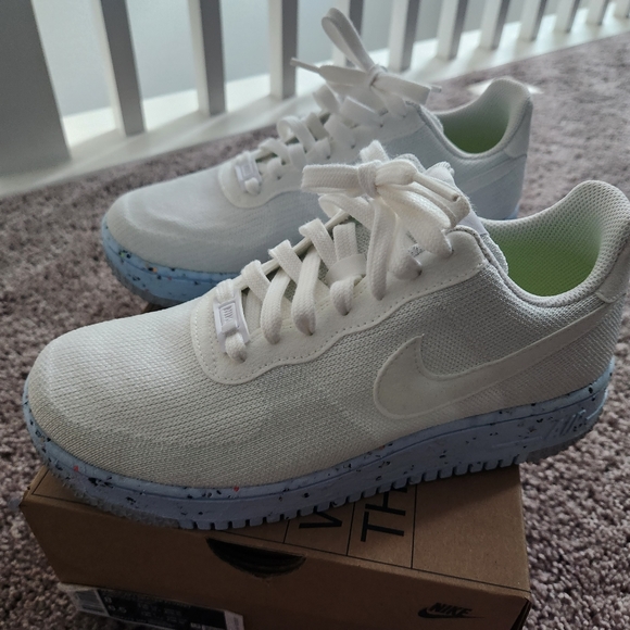 Nike Air Force 1 Low Crater FlyknitWhite Ice Blue (Women's) - Picture 3 of 6